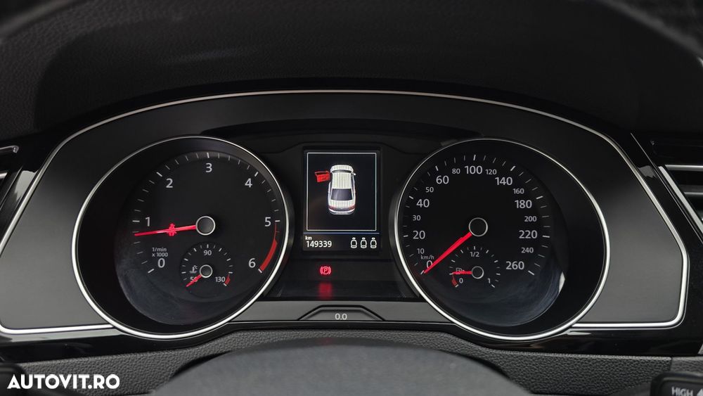 Volkswagen Passat 2.0 TDI DSG Comfortline - 16