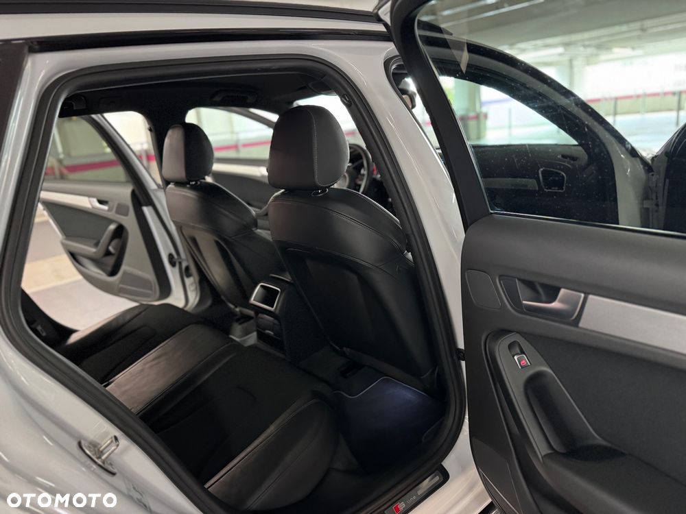 Audi A4 Avant 2.0 TDI DPF quattro S tronic S line Sportpaket - 30