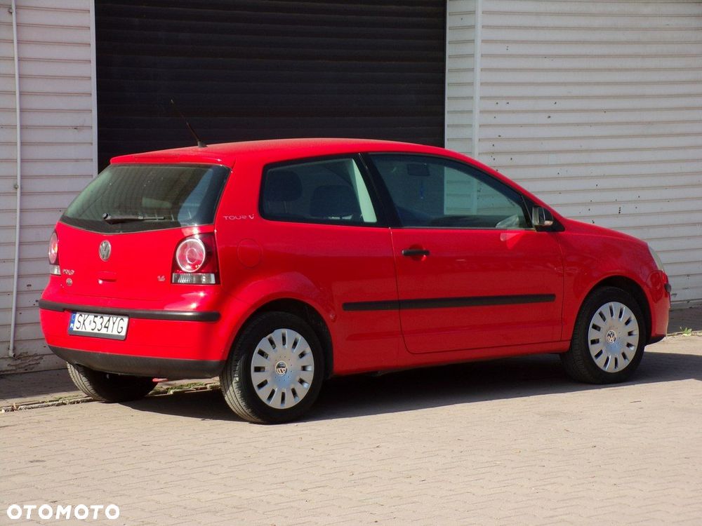 Volkswagen Polo 1.4 16V Comfortline - 11