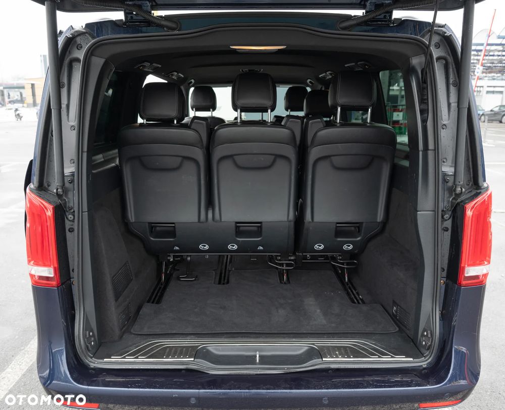 Mercedes-Benz Klasa V - 14