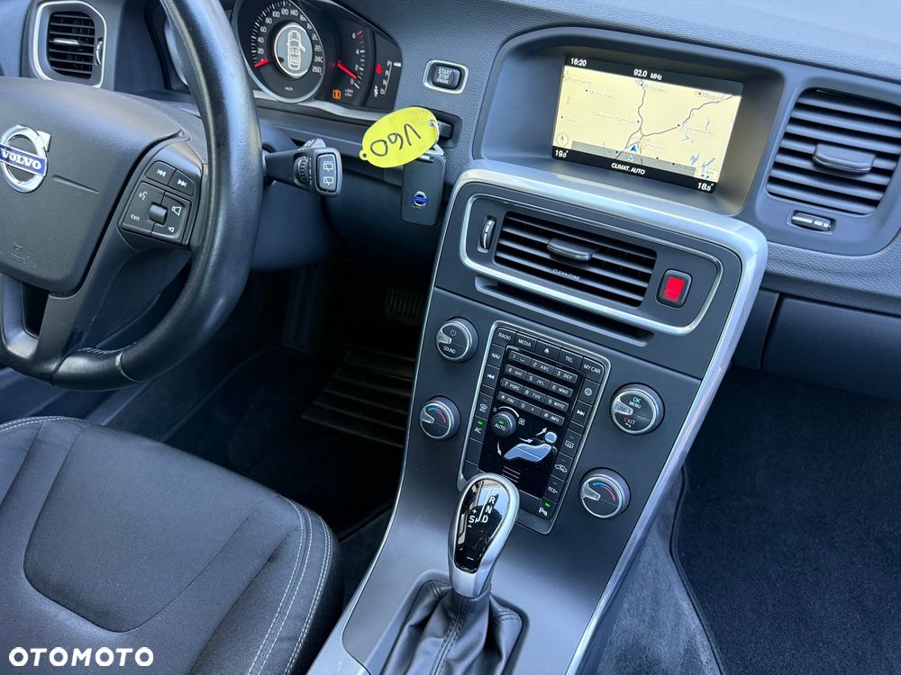 Volvo V60 D2 Drive-E Momentum - 6