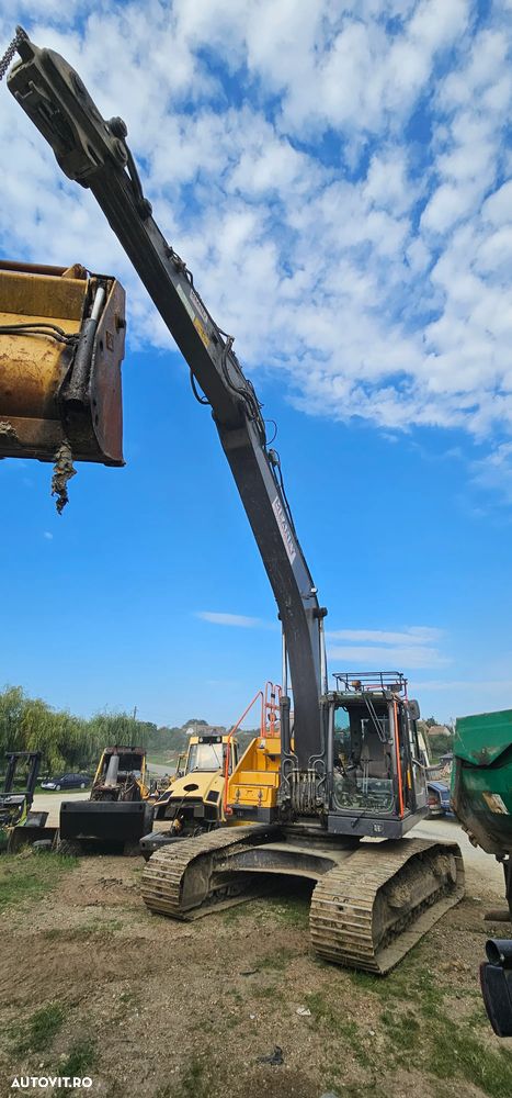 Excavator pe senile Volvo EC 250 - 8