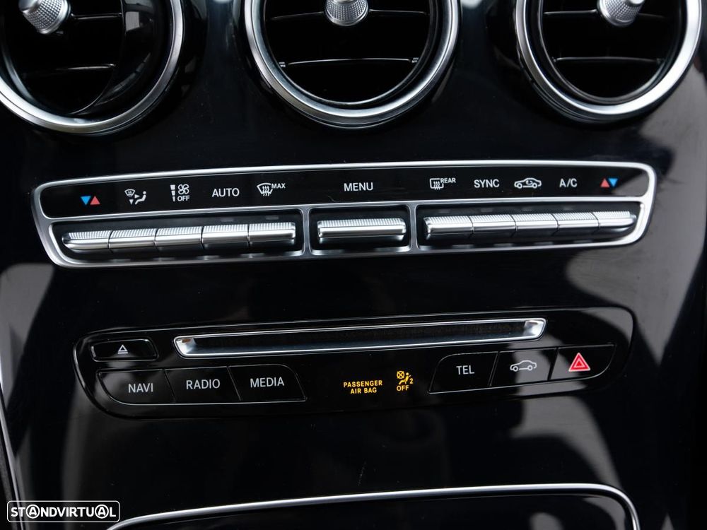 Mercedes-Benz C 200 - 19