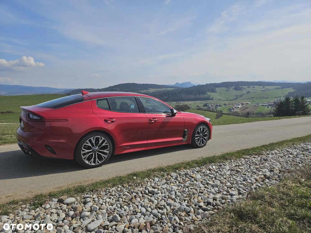Kia Stinger 2.0 T-GDI GT Line - 3