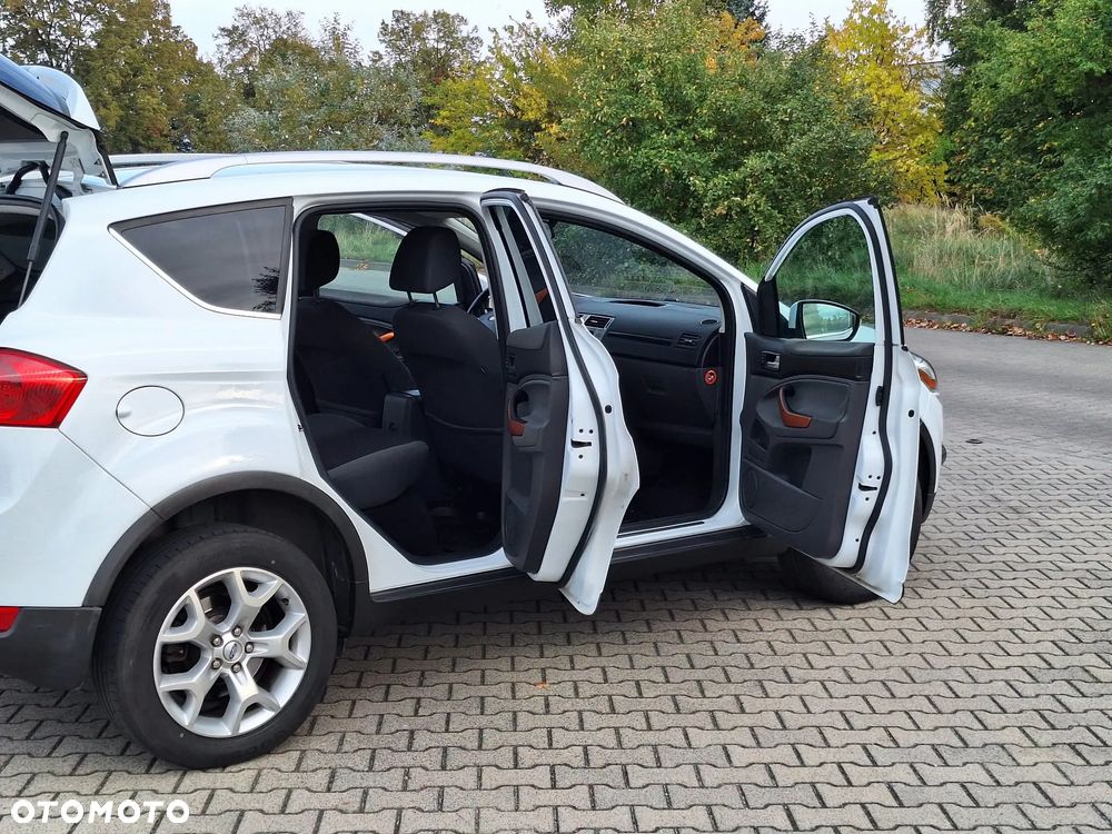 Ford Kuga - 15