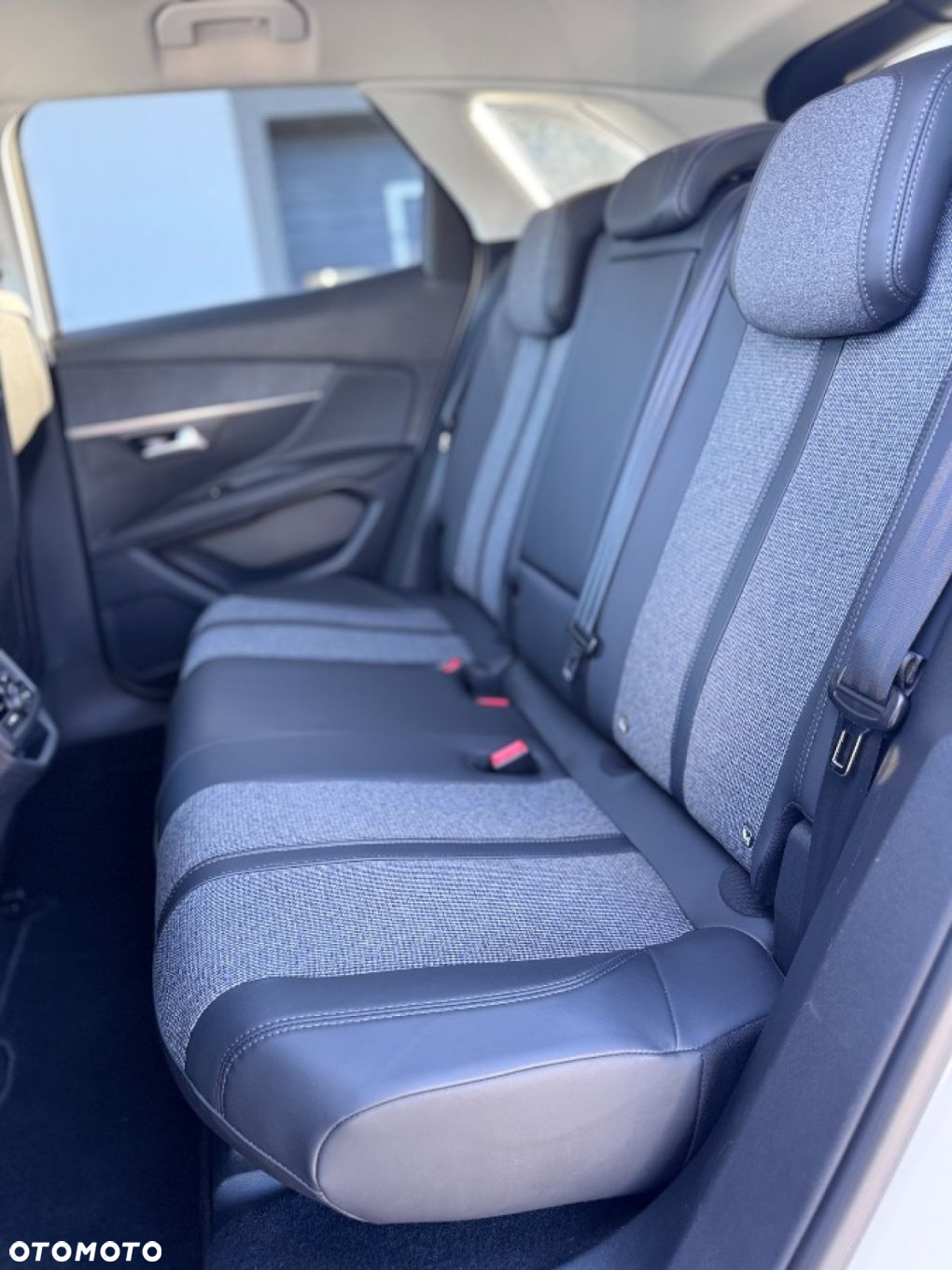 Peugeot 3008 - 24