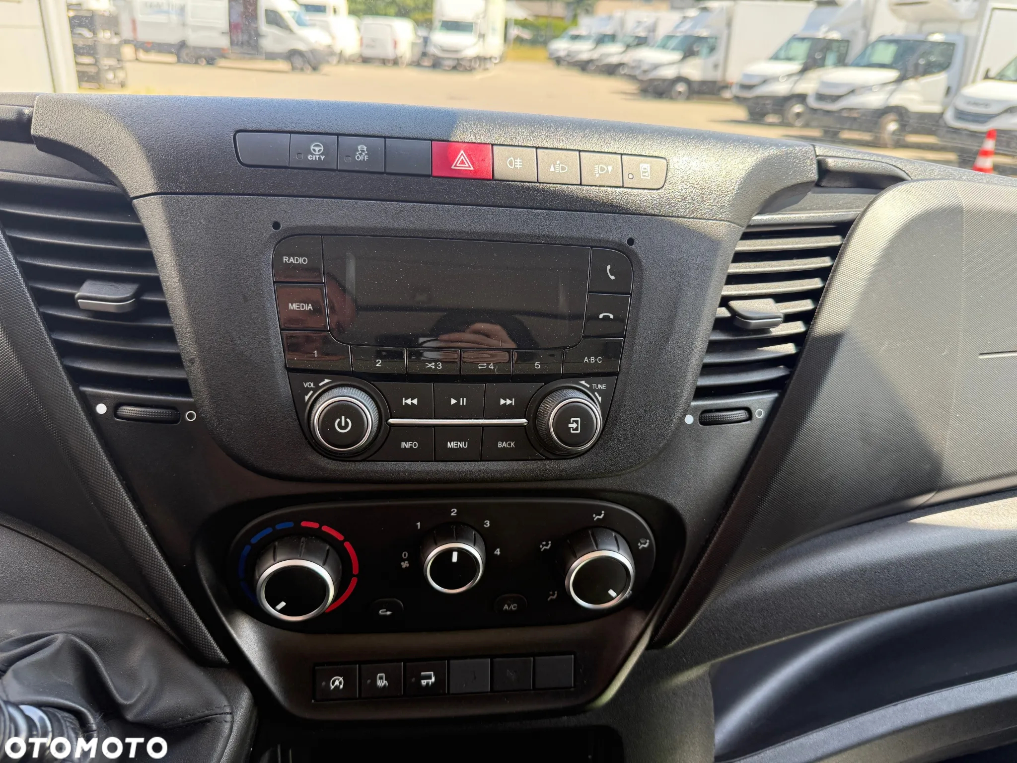 Iveco 35C16 - 9