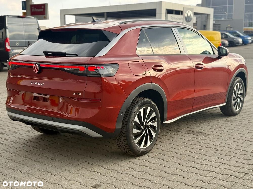 Volkswagen T-Roc 1.5 eTSI Life DSG - 9