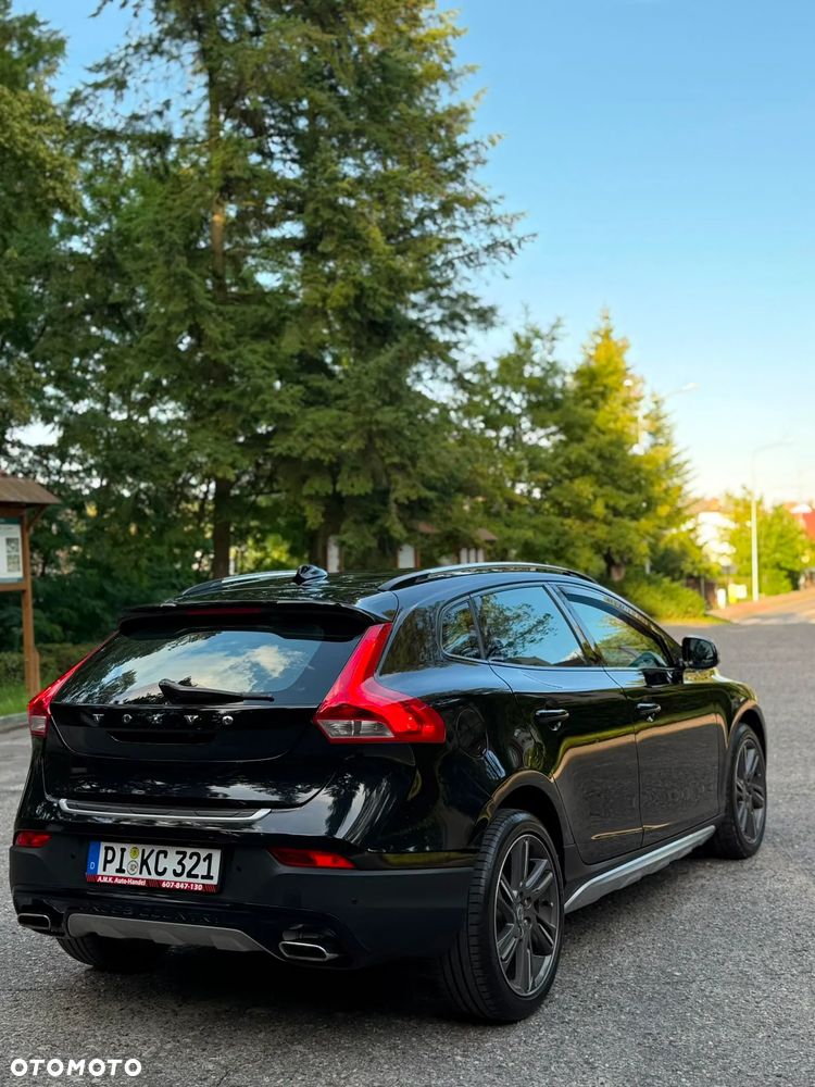 Volvo V40 Cross Country - 36