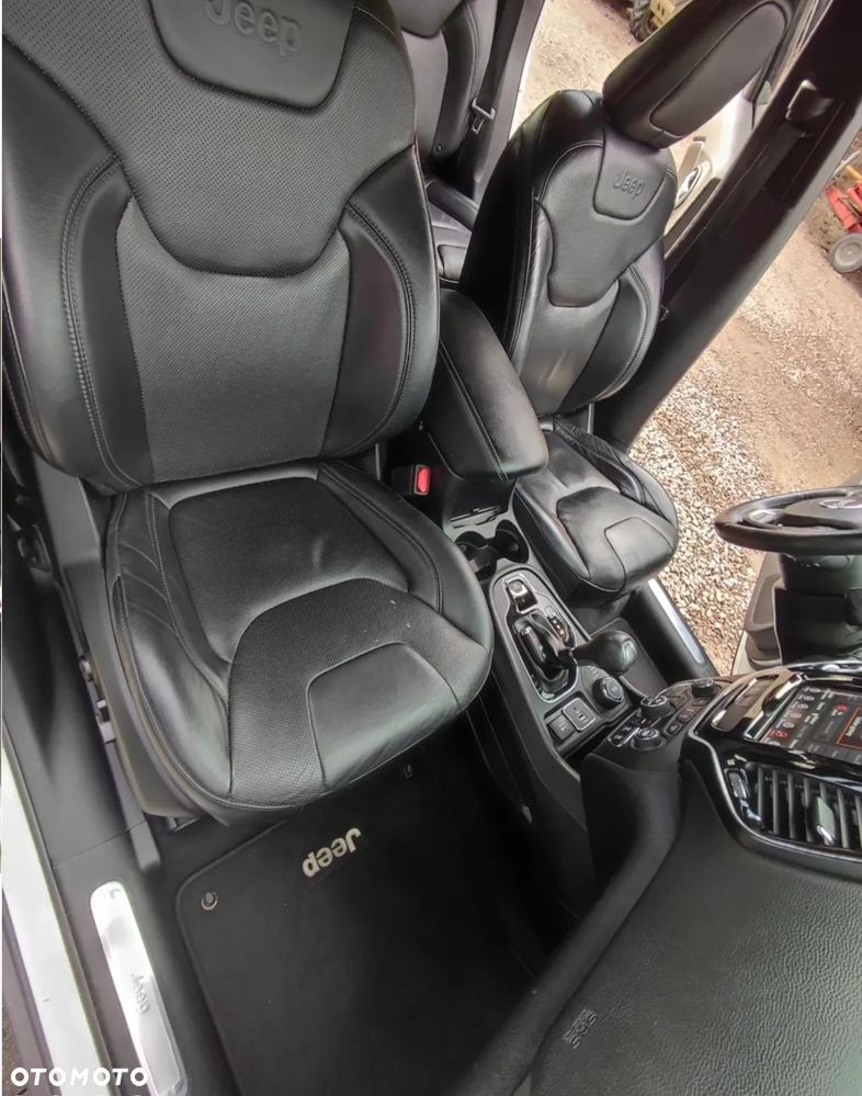 Jeep Cherokee 3.2 V6 Active Drive I Limited - 9