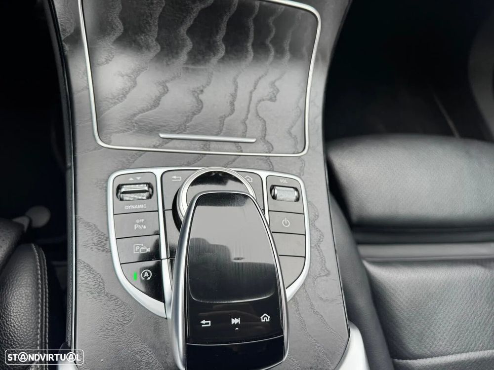 Mercedes-Benz C 220 d AMG Line - 19