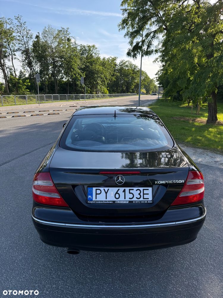 Mercedes-Benz CLK - 6