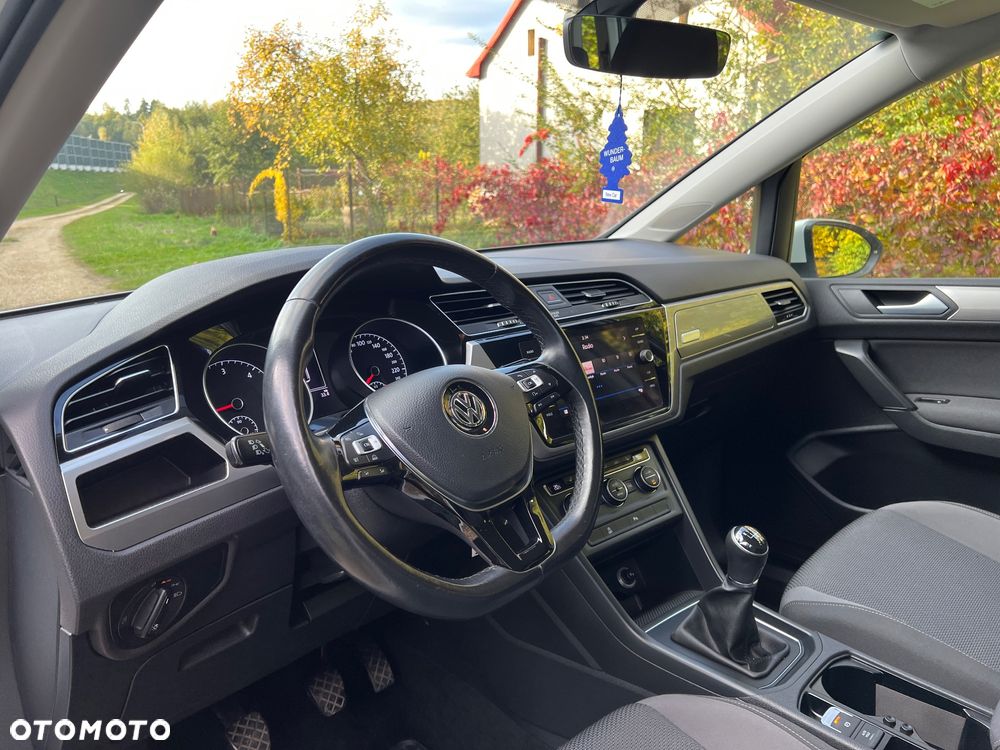 Volkswagen Touran 1.6 TDI BMT SCR Trendline - 16