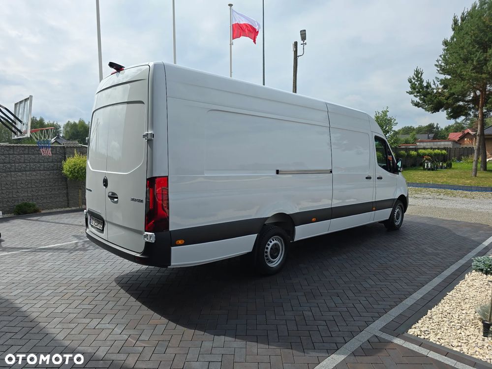 Mercedes-Benz SPRINTER 319 3.0 V6 190KM 60 Tyś km LONG 4,80cm Długi BOGATA OPCJA WYPOSAŻENIA KAMERA FUL LED HIGH PERFORMANCE MBOX 7 cala SEDZENIE KIEROWCY KOMFORTOWE TEMPOMAT AKTYWNY SALON PL STAN NOWY NOWY NOWY SERWIS ASO DO OSTATNIEGO Km - 7
