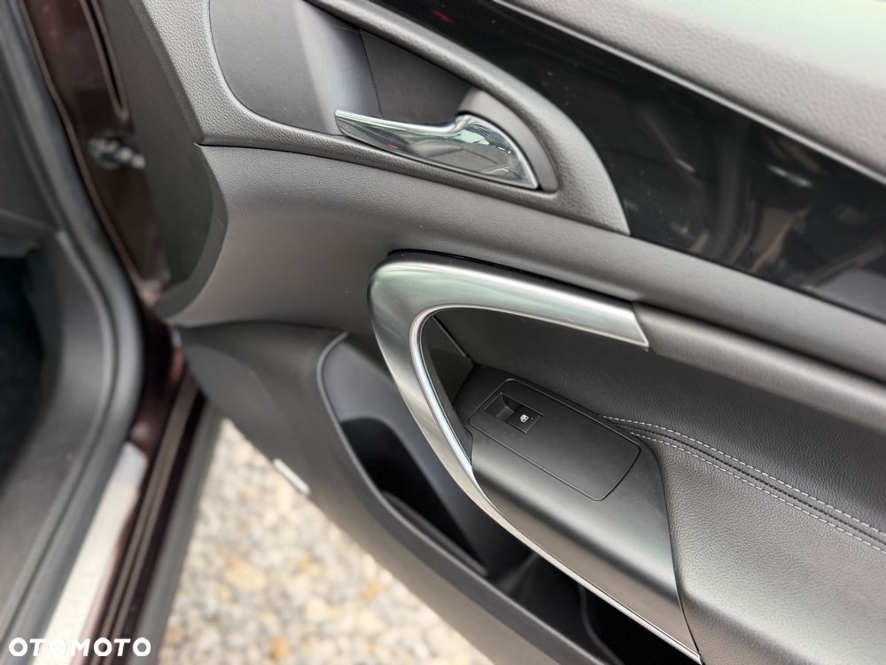 Opel Insignia - 34