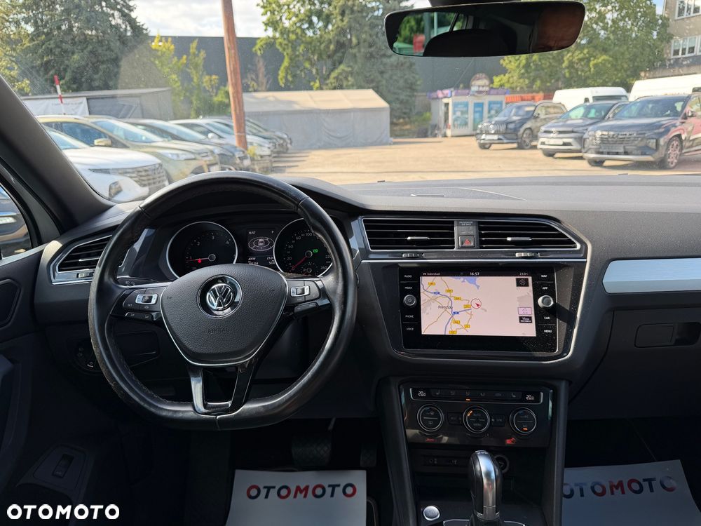 Volkswagen Tiguan 2.0 TDI SCR DSG R-Line - 18