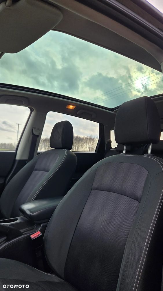 Nissan Qashqai 1.6 DCi TEKNA - 16