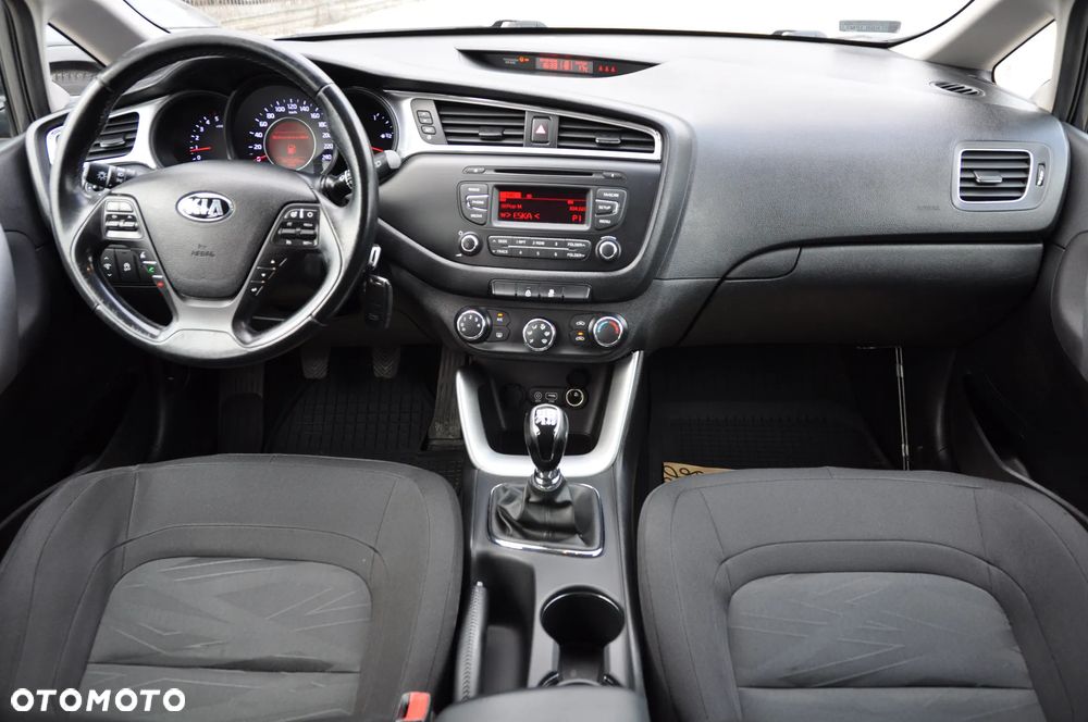 Kia Ceed 1.6 CRDi M - 8