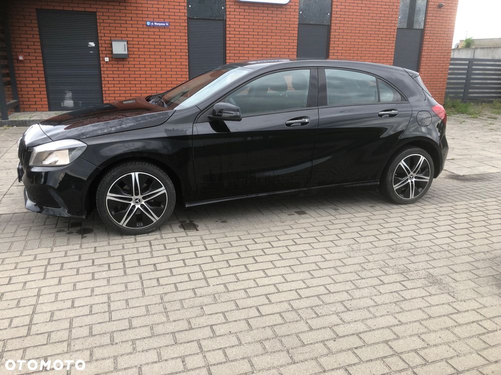 Mercedes-Benz Klasa A 180 d Activity Edition - 4
