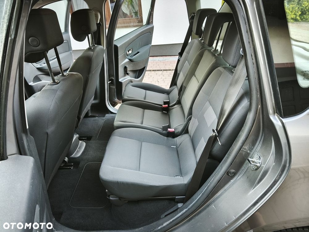 Renault Scenic 1.6 16V 110 TomTom Edition - 25