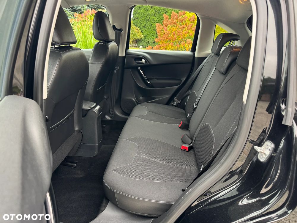 Citroën C3 e-HDi 70 EGS Selection - 32