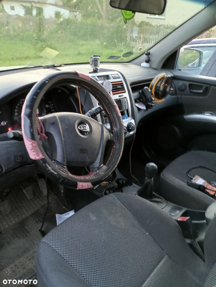 Kia Sportage 2.0 Expedition - 6