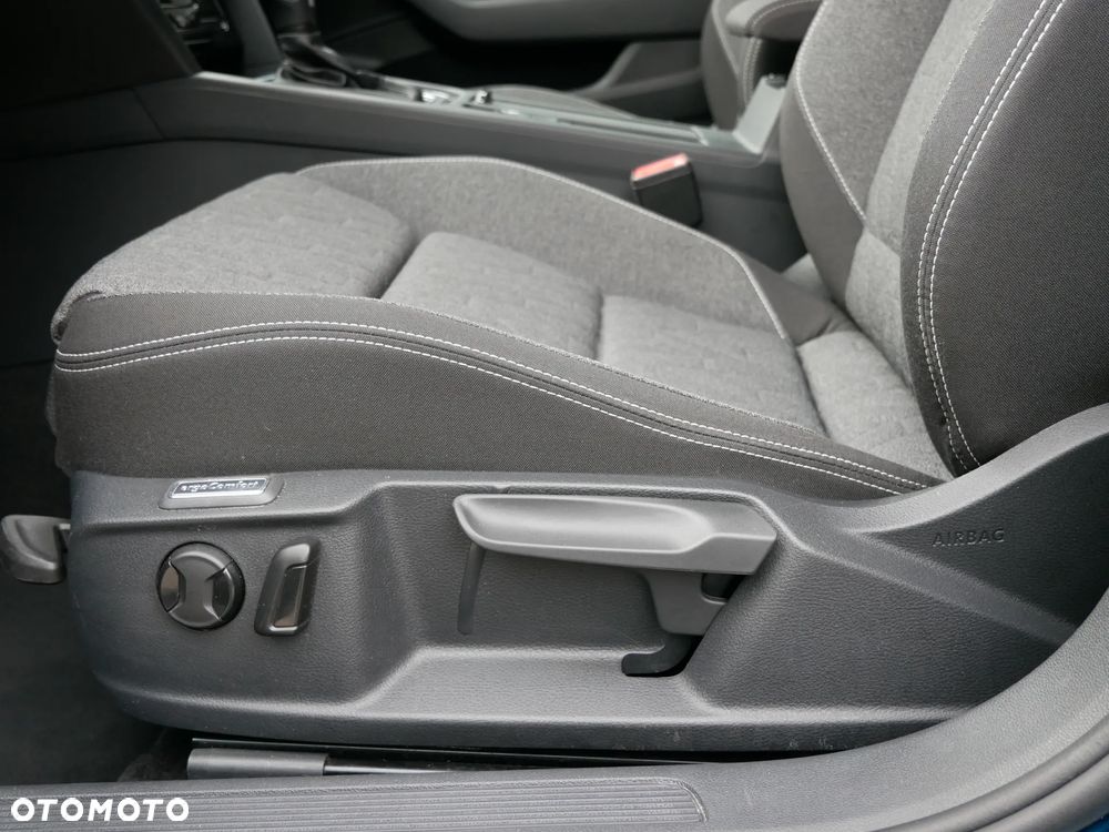 Volkswagen Passat 2.0 TDI EVO Business DSG - 16