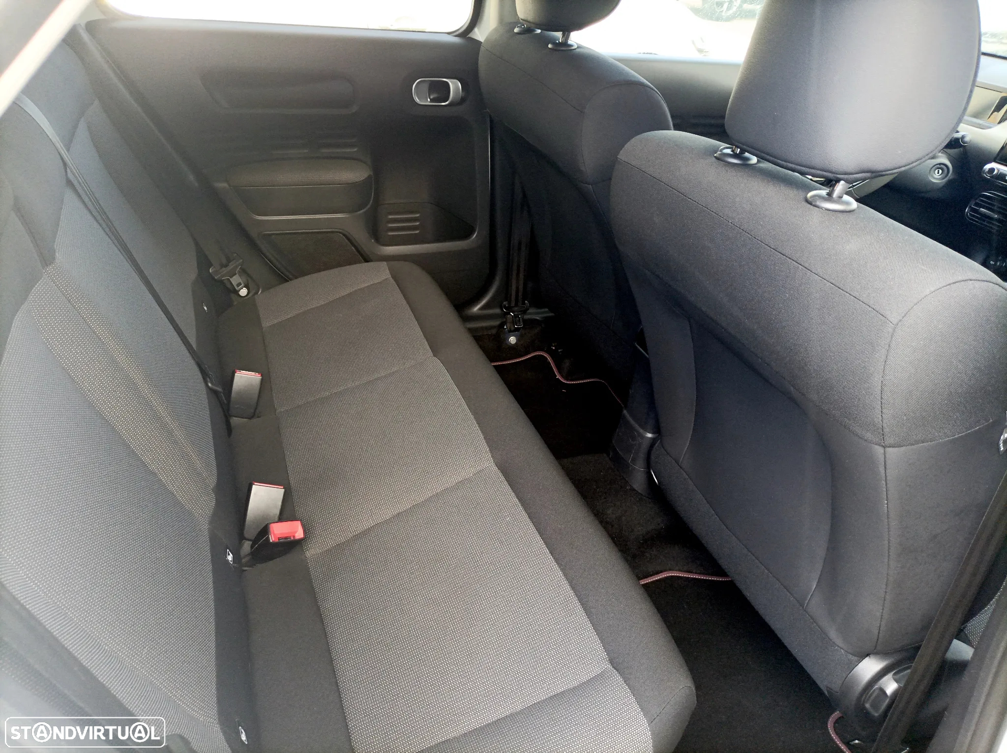 Citroën C4 Cactus VTi 82 Shine - 9