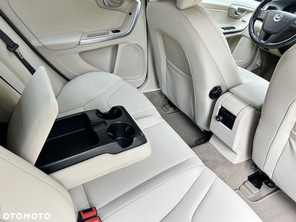 Volvo S60 - 22