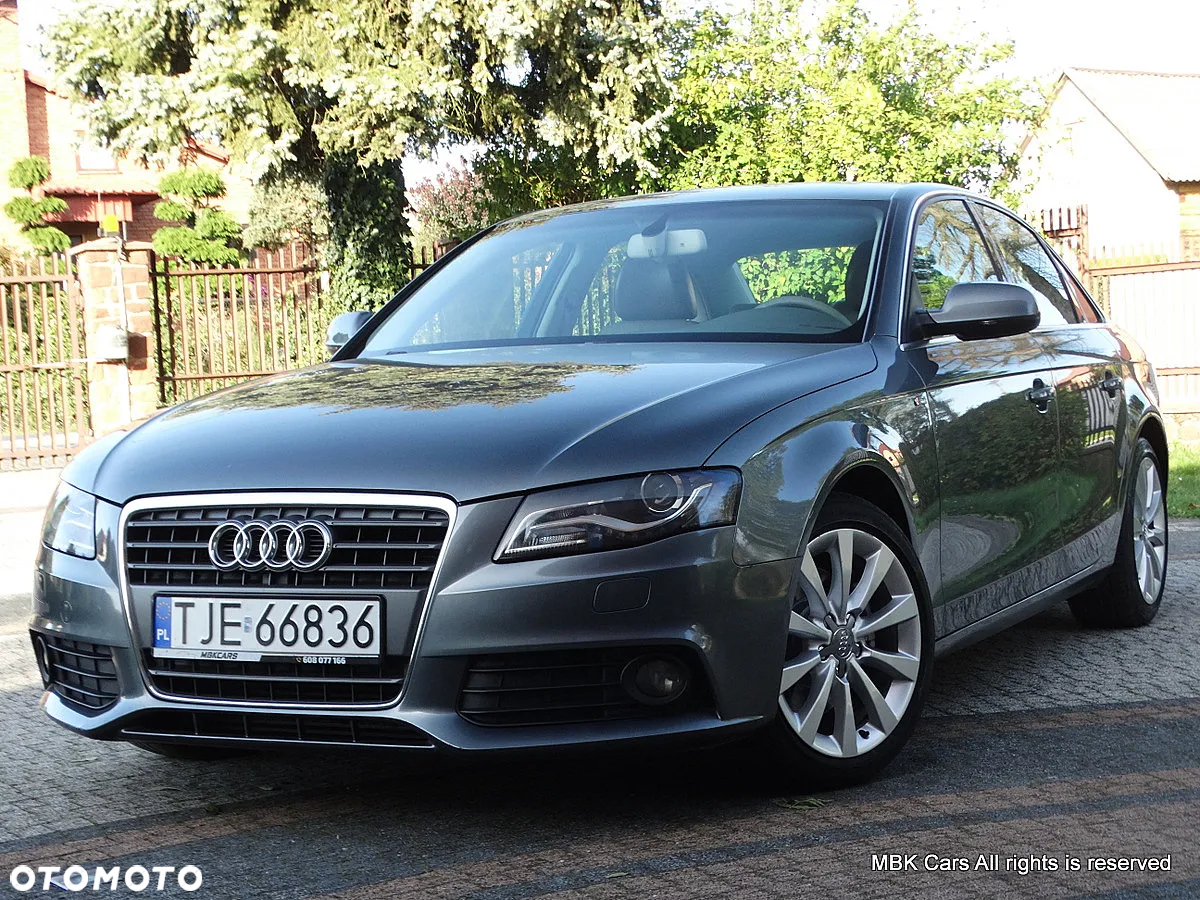 Audi A4 - 4