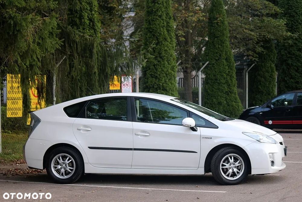 Toyota Prius Plug-in 1.8 HSD Premium - 19