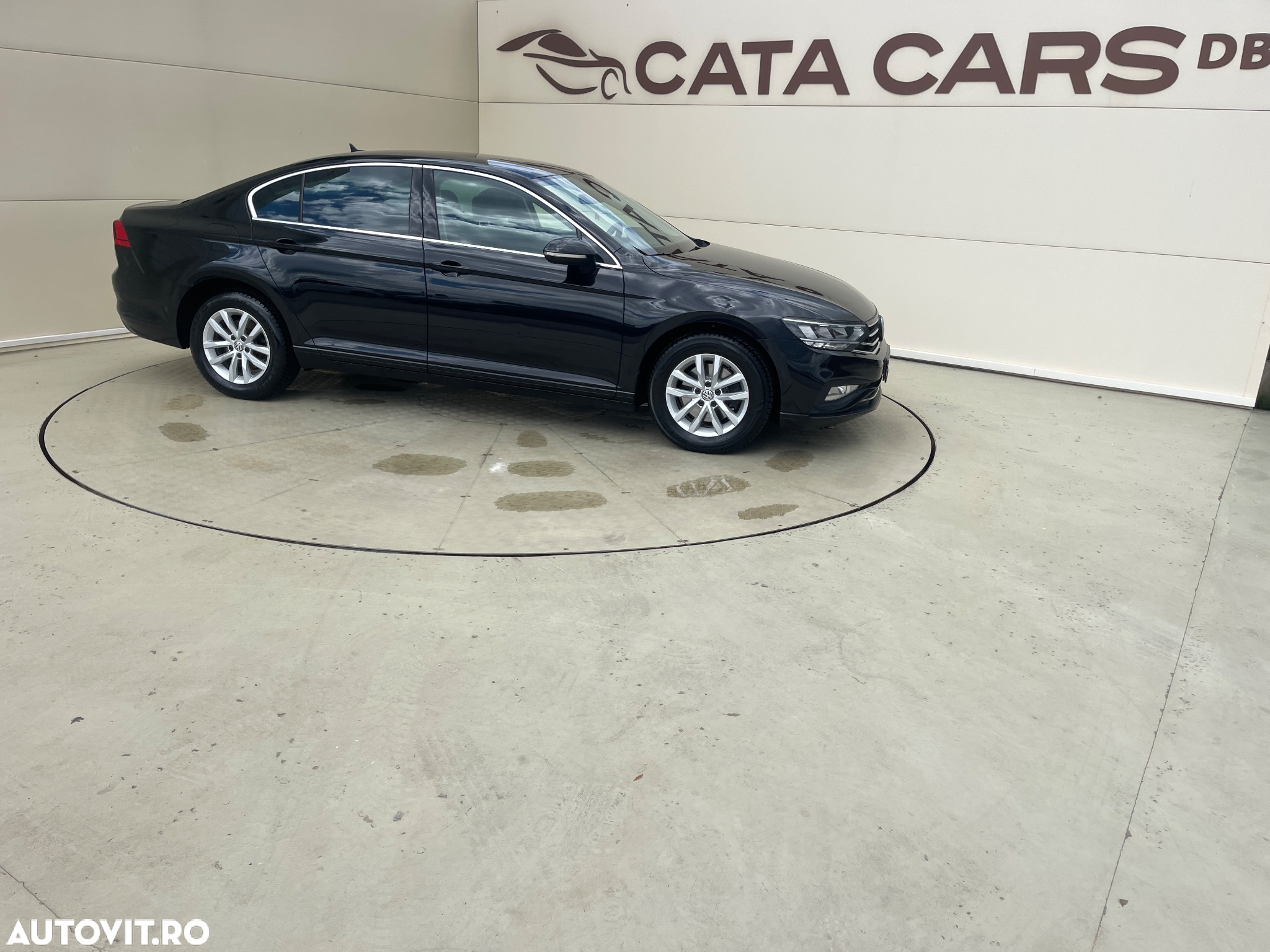Volkswagen Passat - 20