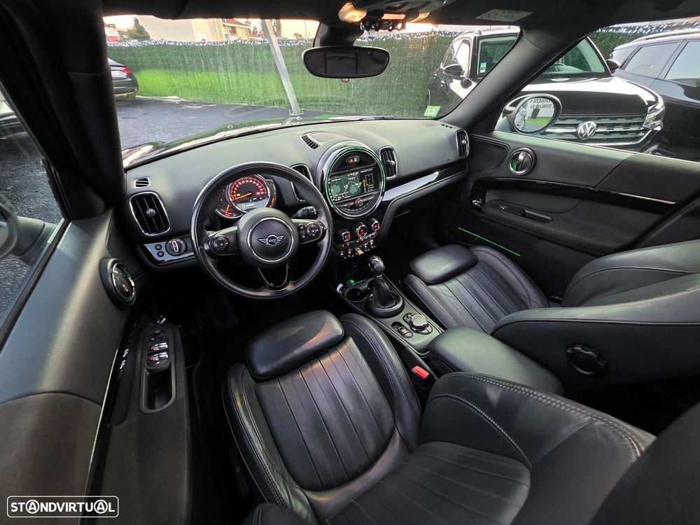 MINI Countryman Cooper SE ALL4 Auto - 9