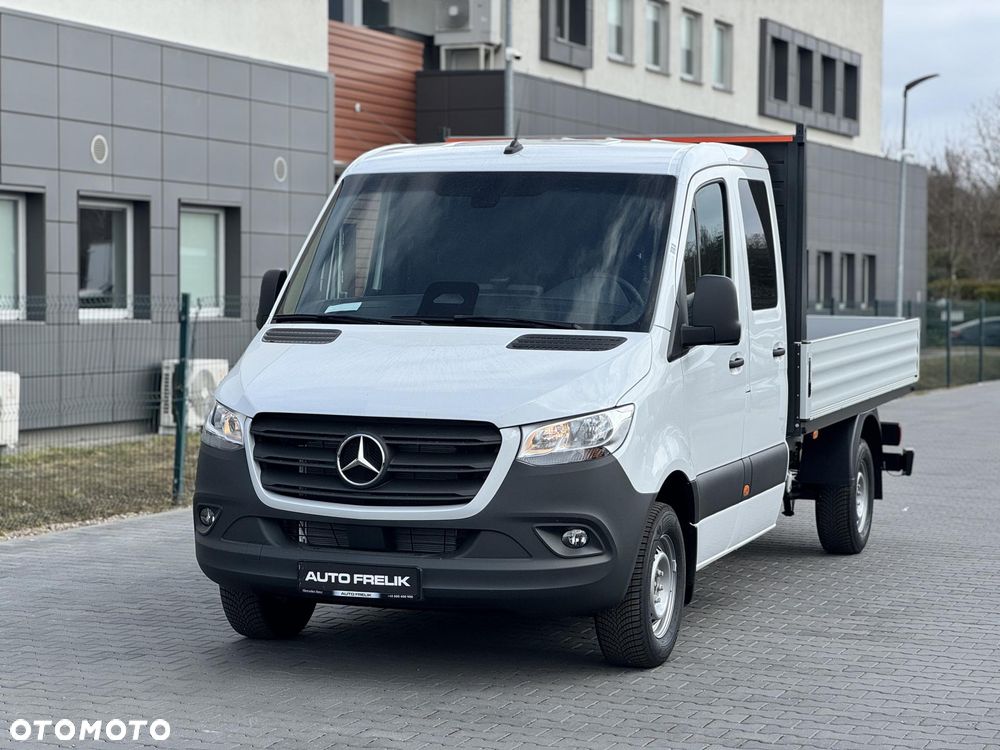 Mercedes-Benz Sprinter - 4