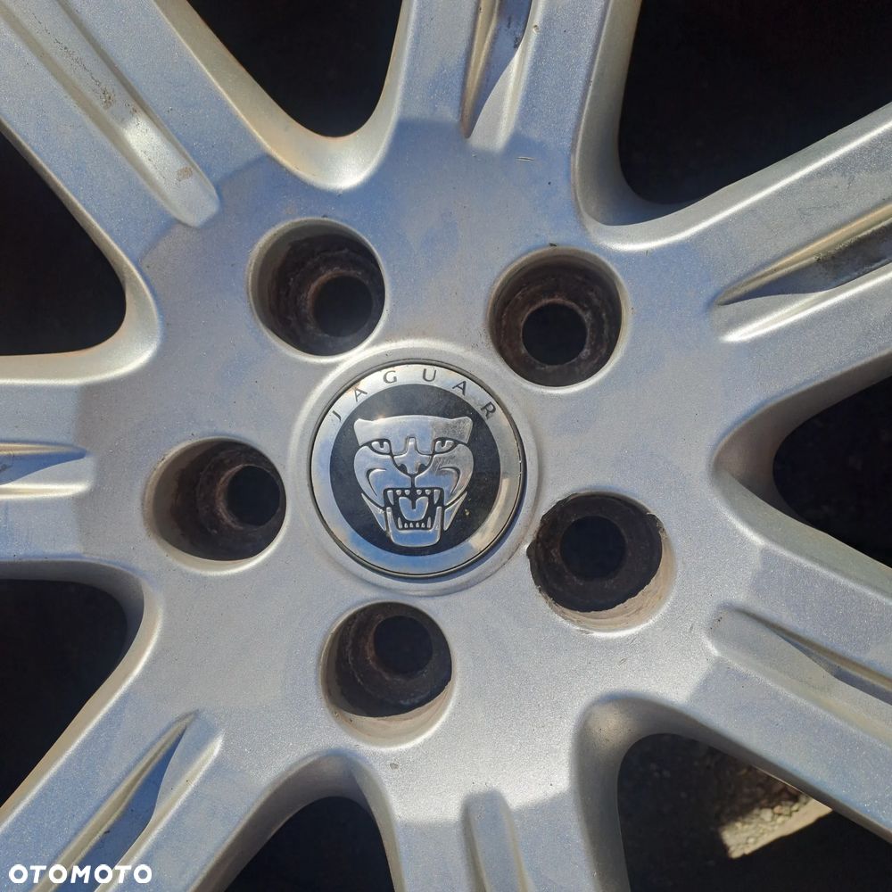 Jaguar J10 XF X250 alumfelgi 18 cali  5x108 - 4