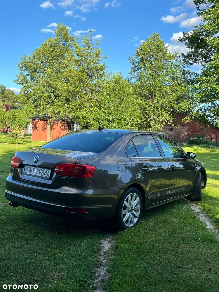 Volkswagen Jetta 1.4 TSI DSG Highline - 5