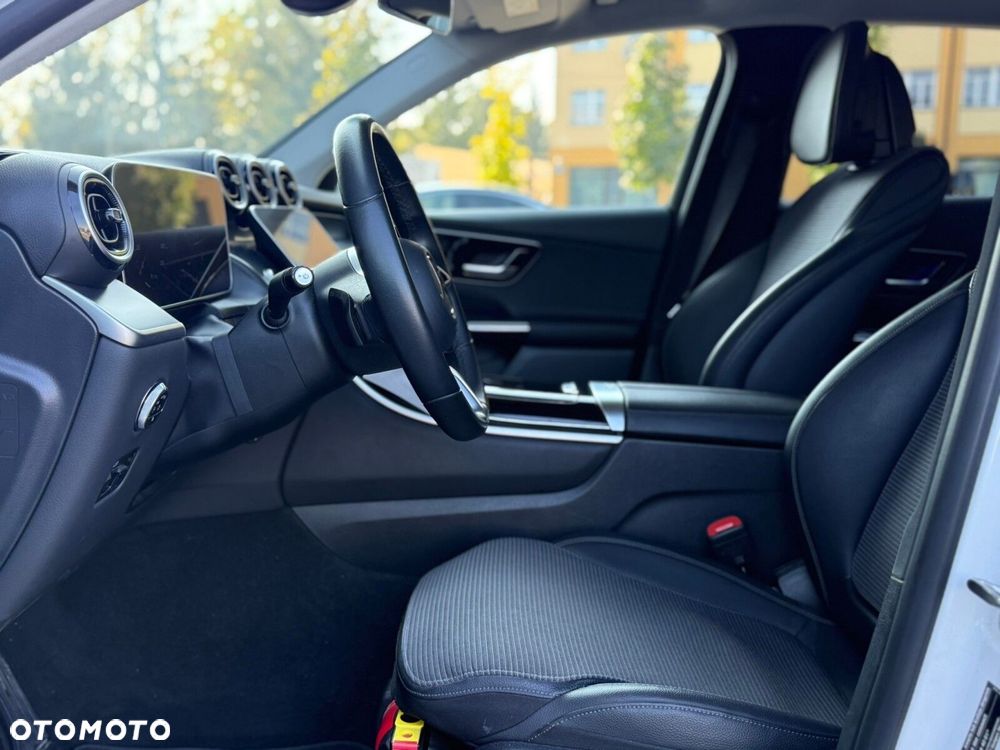 Mercedes-Benz GLC 220 d mHEV 4-Matic Avantgarde - 4