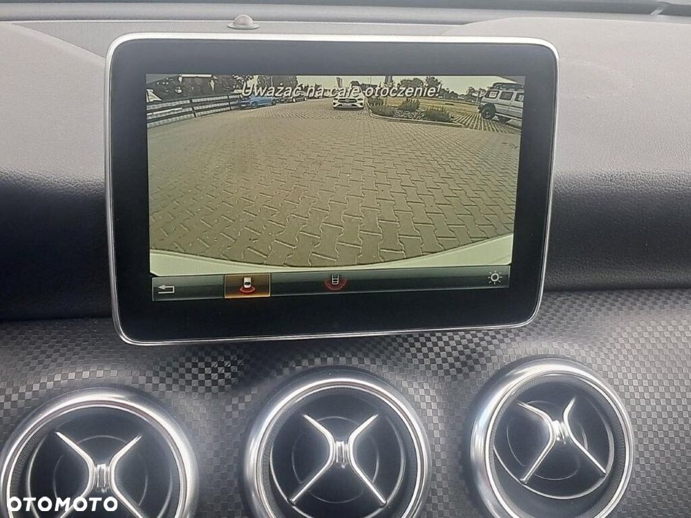 Mercedes-Benz Klasa A 200 7G-DCT - 12