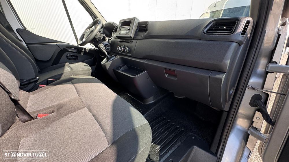 Renault Master 2.3 dCi L2 H2 Cx Automática - 11