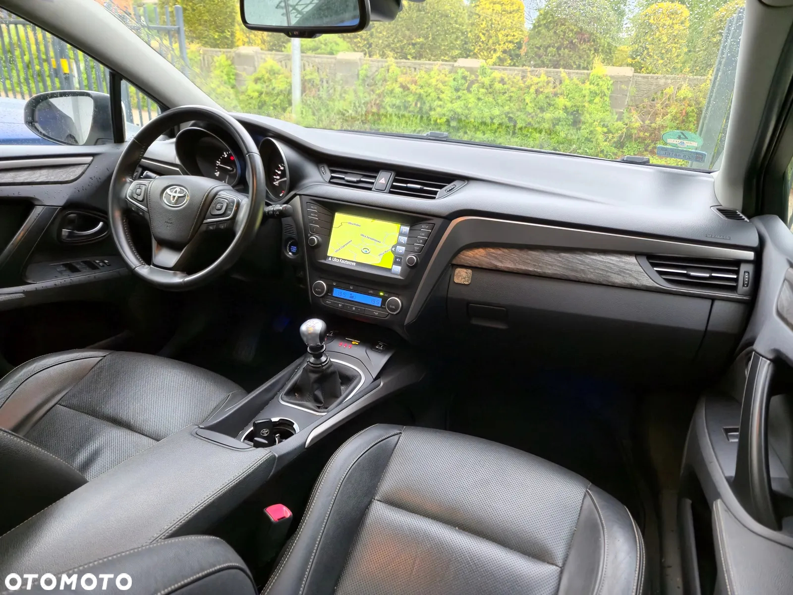 Toyota Avensis 2.0 D-4D Prestige - 6