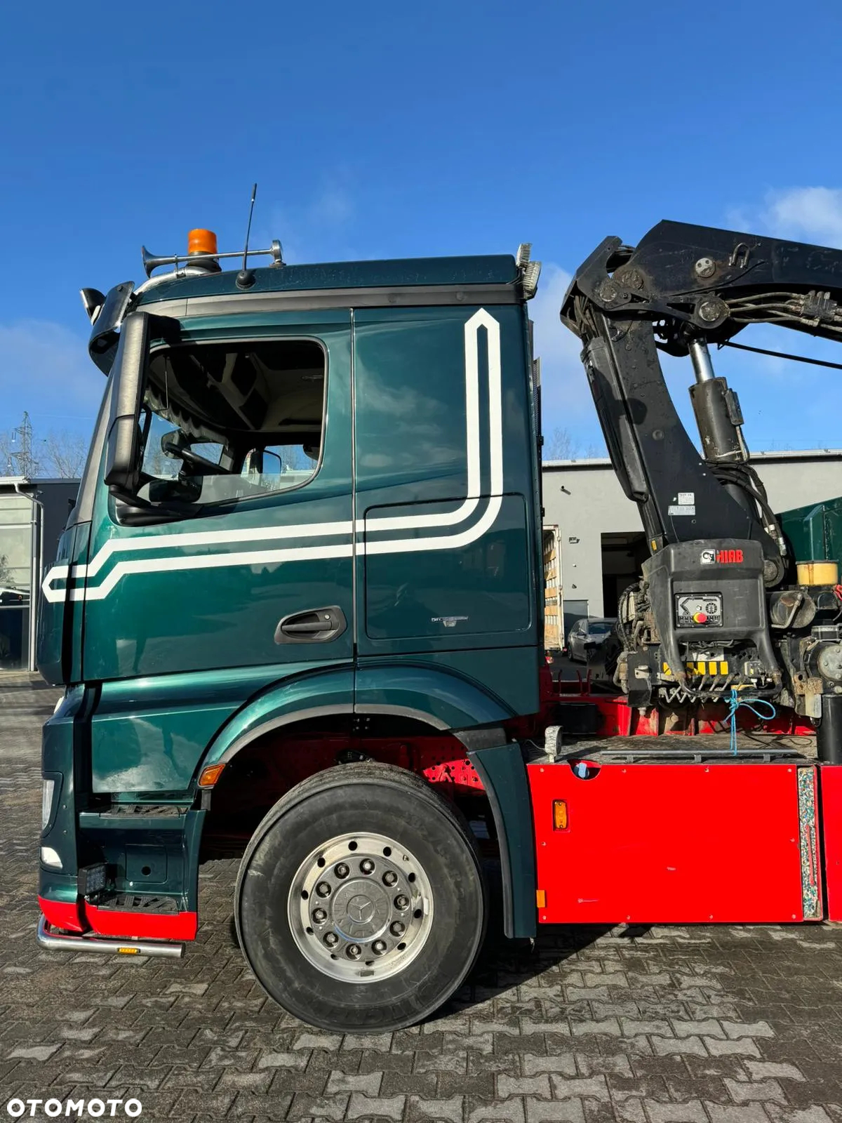 Mercedes-Benz AROCS - 9