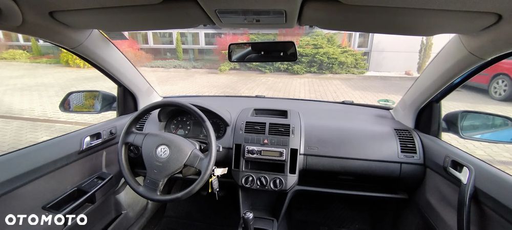 Volkswagen Polo - 14