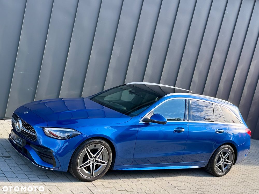 Mercedes-Benz C-Class 2023 photo 4