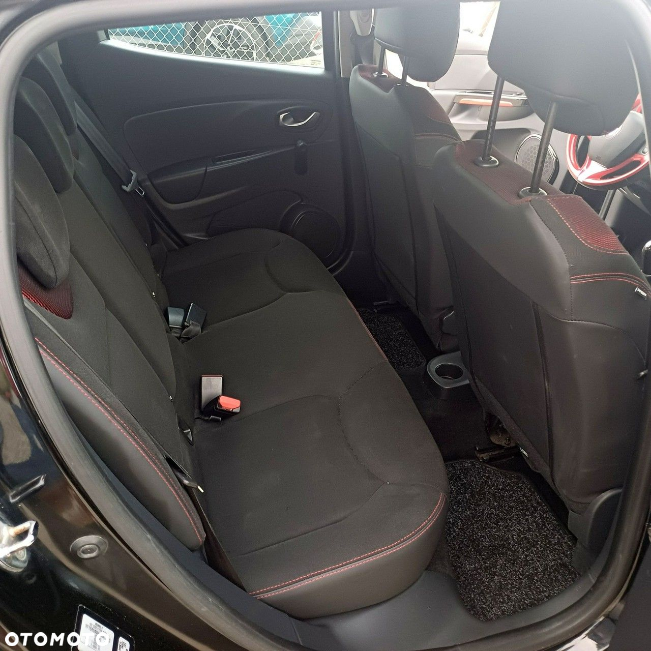 Renault Clio - 14