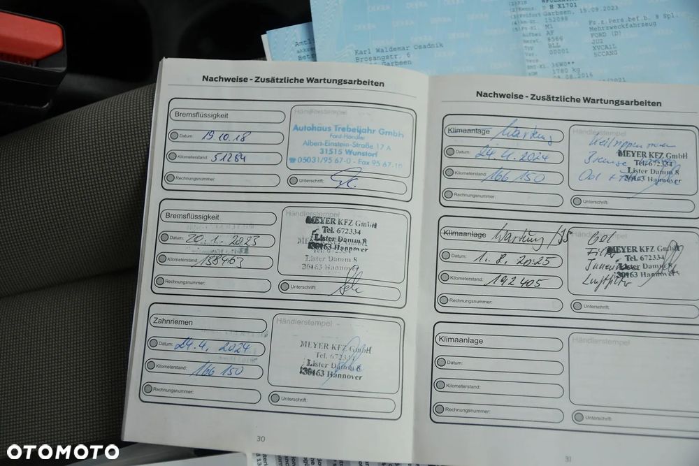 Ford Tourneo Courier 1.5 TDCi Titanium - 38