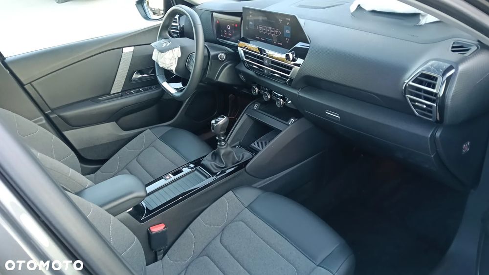 Citroën C4 PureTech 130 Stop&Start FEEL PACK - 17