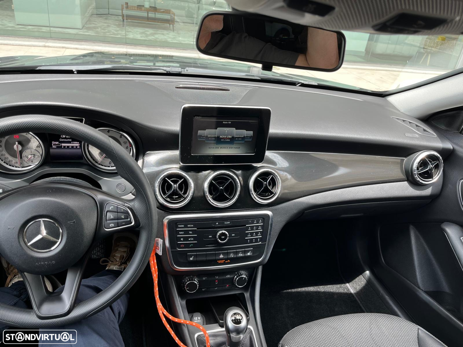 Mercedes-Benz CLA 200 Shooting Brake d Peak Edition - 7