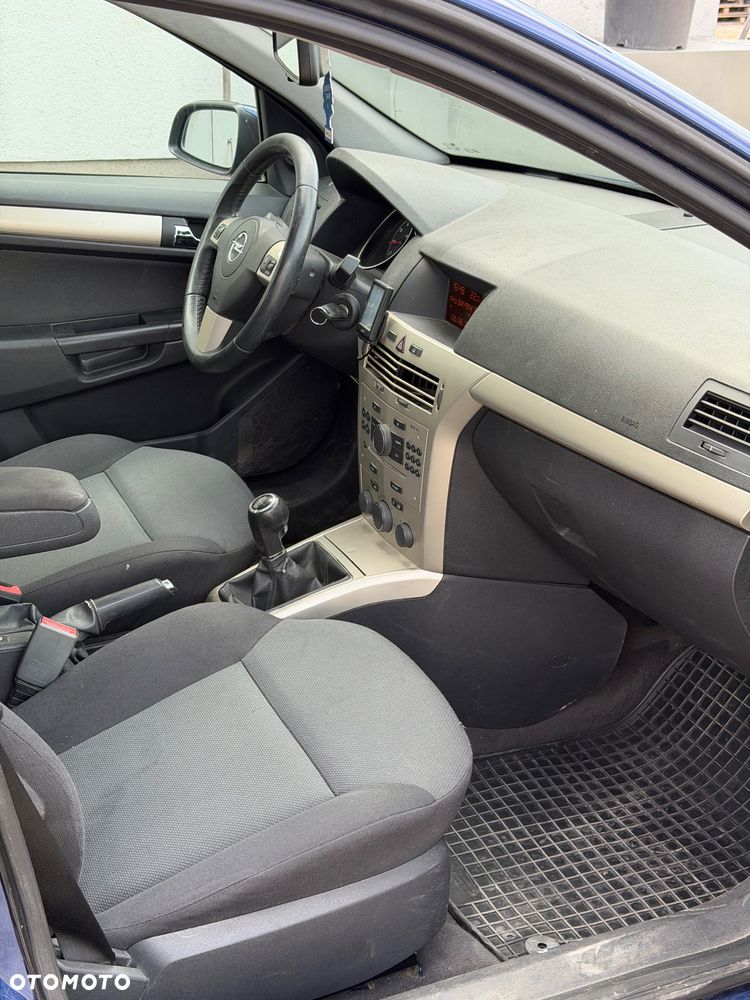 Opel Astra 1.6 Edition - 12