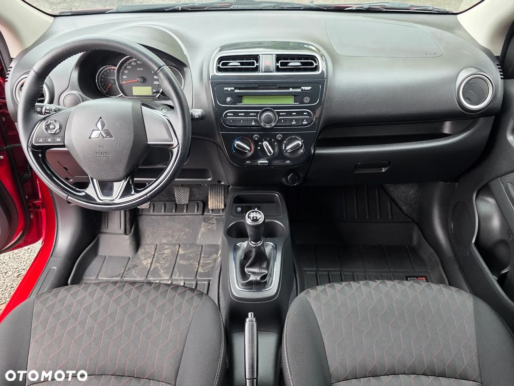 Mitsubishi Space Star 1.2 AS&G Invite - 21