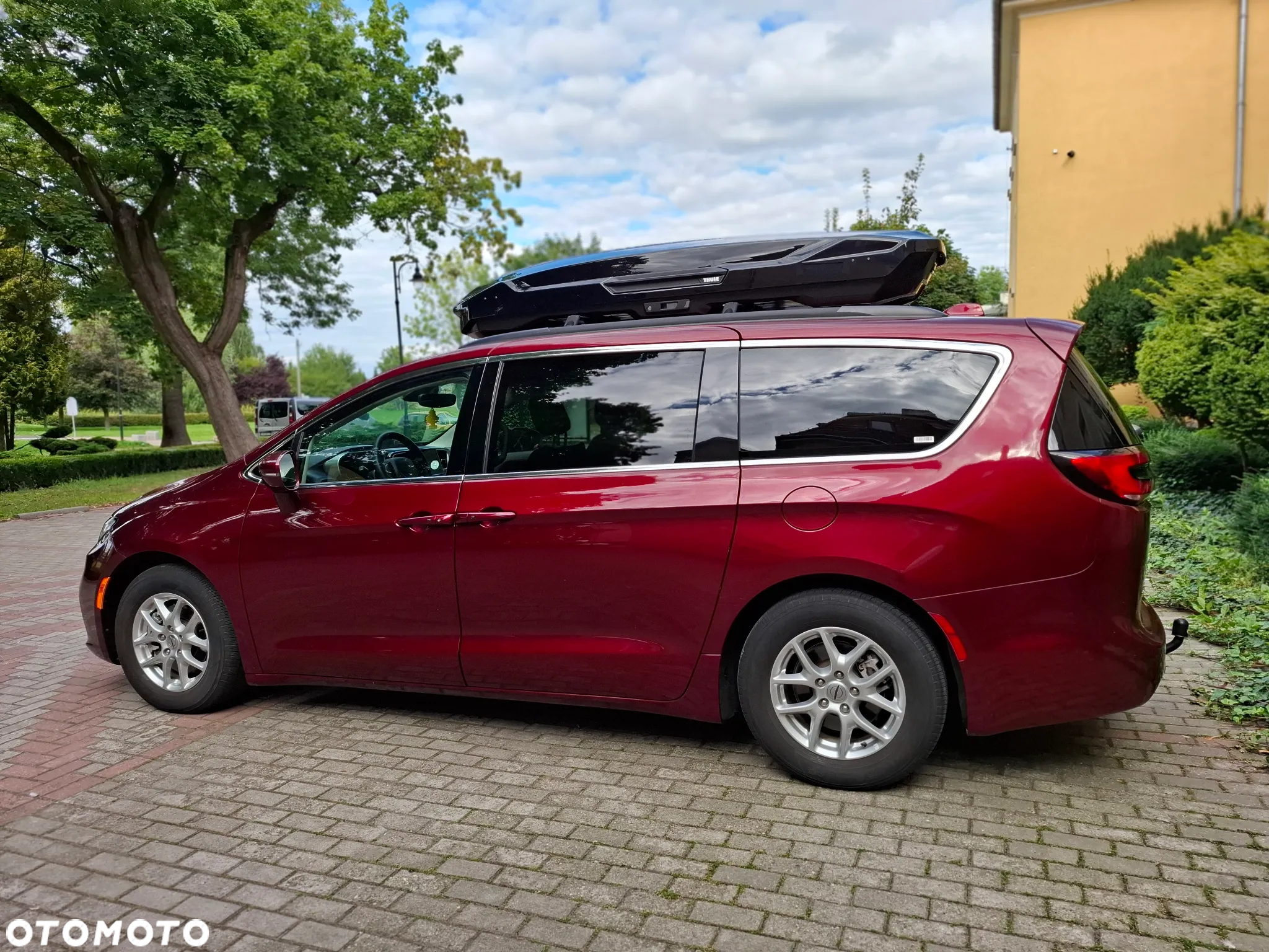 Chrysler Pacifica - 10